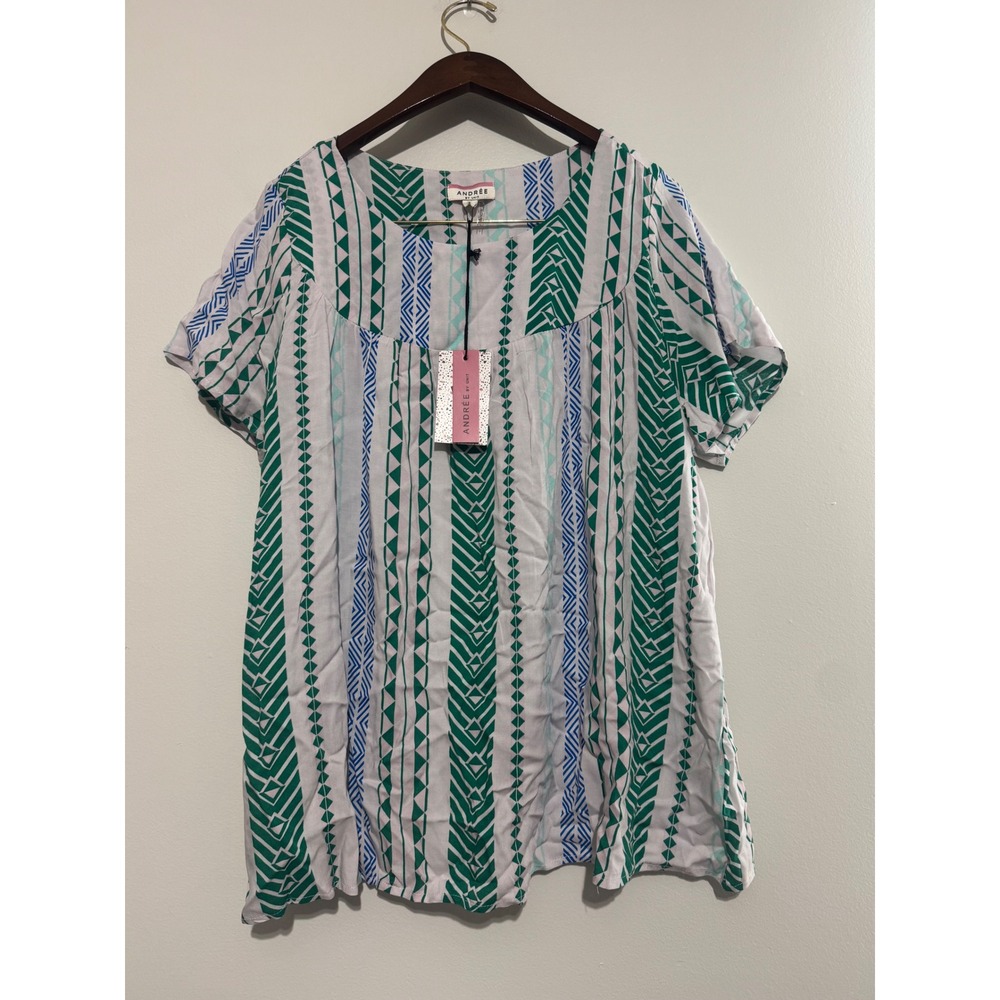 NWT Andree by Unit Womens 1X Green Blue Geometric Tribal Stripe Rayon Blouse New